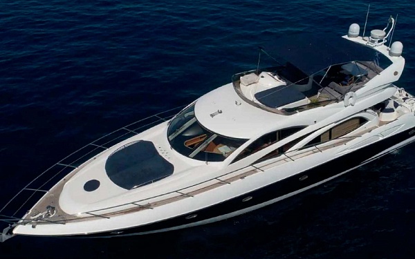Арнеда яхты Sunseeker 64 с флайбриджем в Дубае, ОАЭ